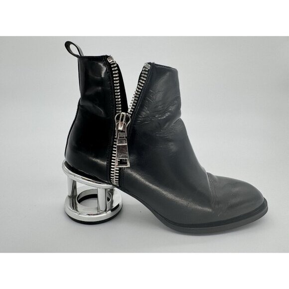 Jeffrey Campbell Woman’s Black Ankle boots With Side Zippers & metal Heel-6 - Picture 1 of 16